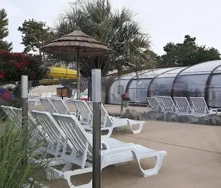 Ronce Les Bains Siblu Superbe Mobil Homme Et Terrasse Fermee Kemp *