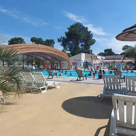 Ronce Les Bains Siblu Superbe Mobil Homme Et Terrasse Fermee Kemp